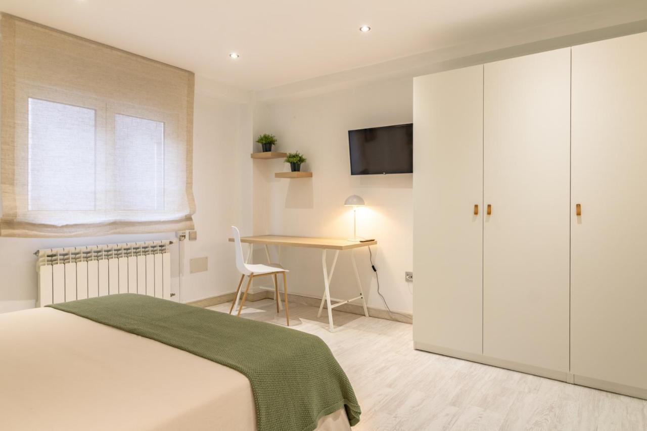 Ah King Size Apartment Vut5461As Oviedo Exterior foto